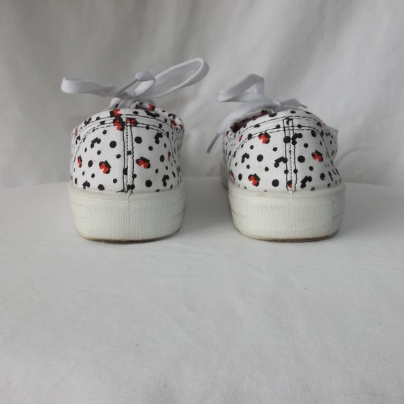 Disney Canvas Sneakers Mickey & Minnie Mouse, Size 7, Excellent Condition - Picture 5 of 11